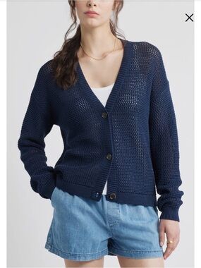 Carlson sweater size medium